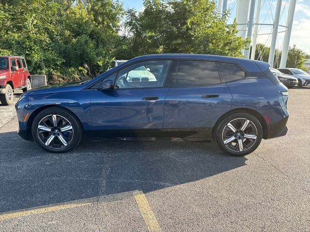 2023 BMW iX