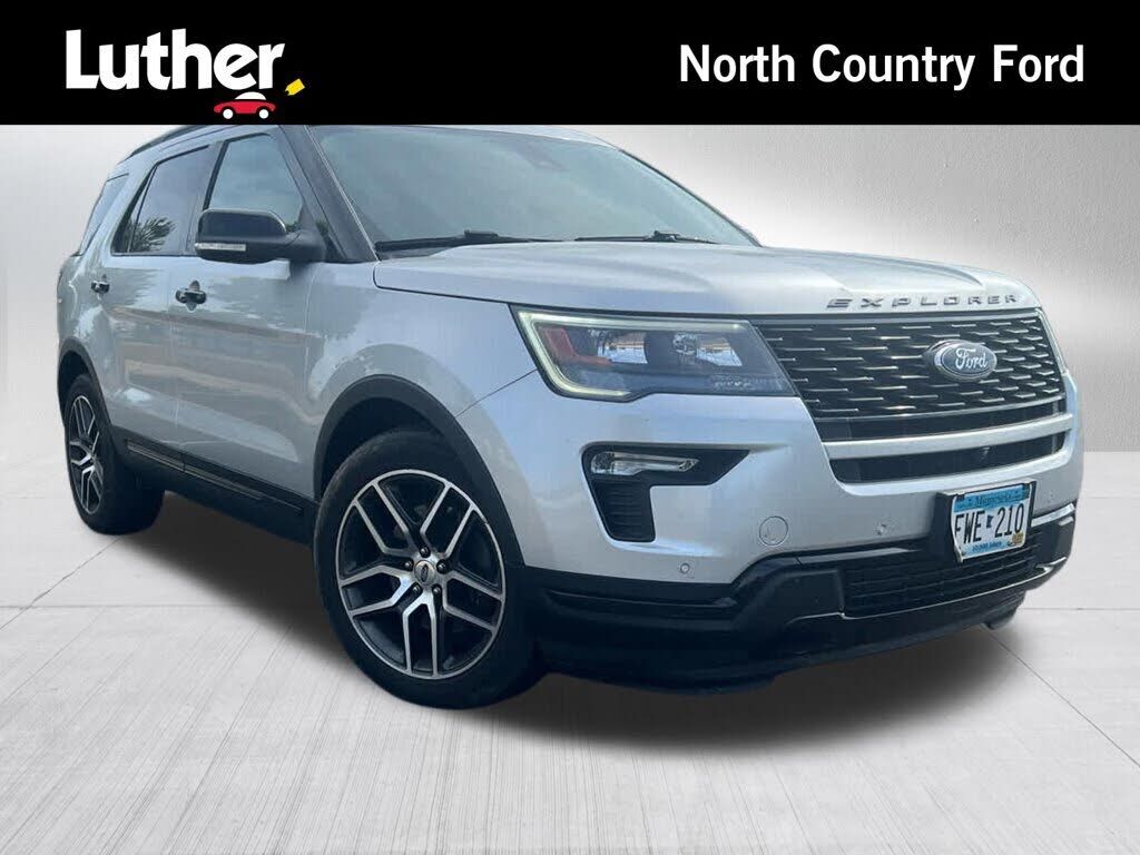 2018 FORD Explorer
