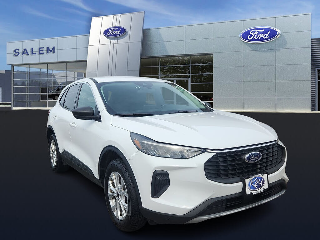 2024 FORD Escape