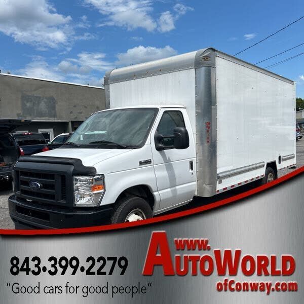 2022 FORD E-350