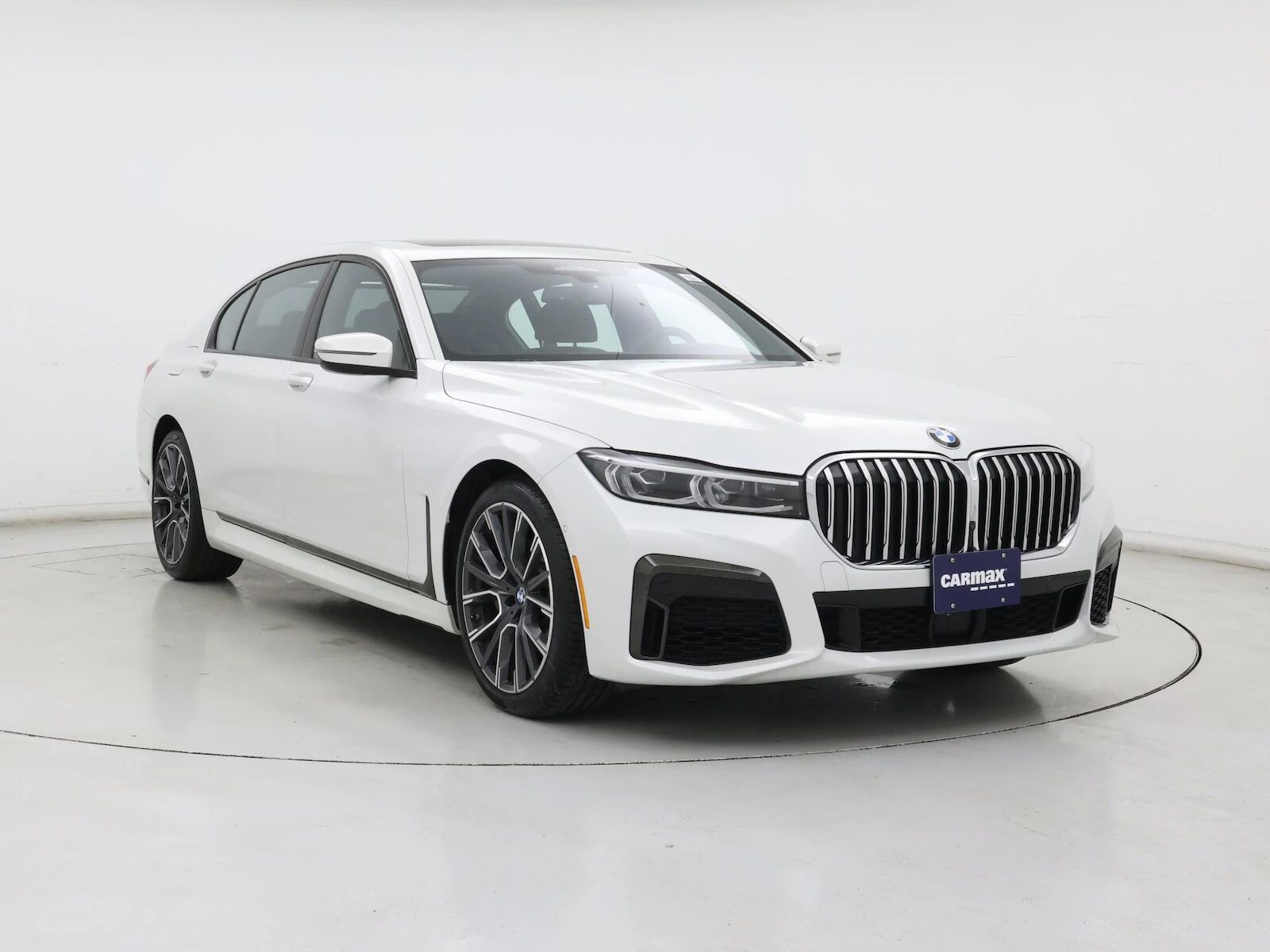 2021 BMW 740i