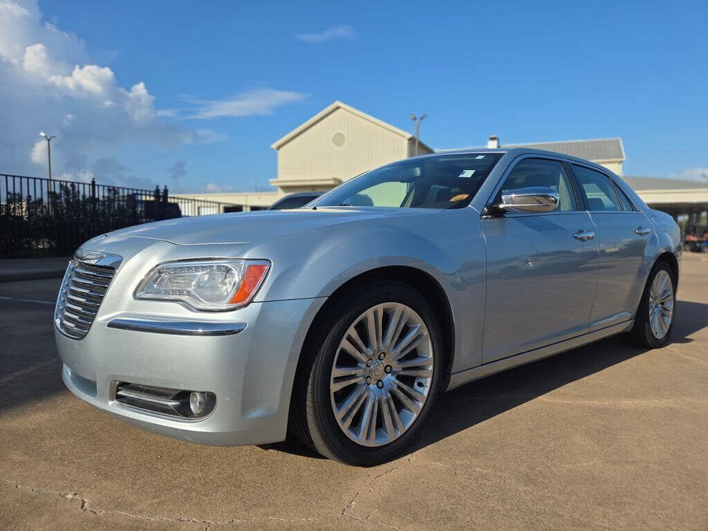 2013 CHRYSLER 300