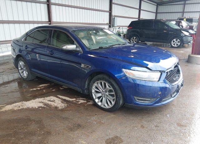 2013 FORD Taurus