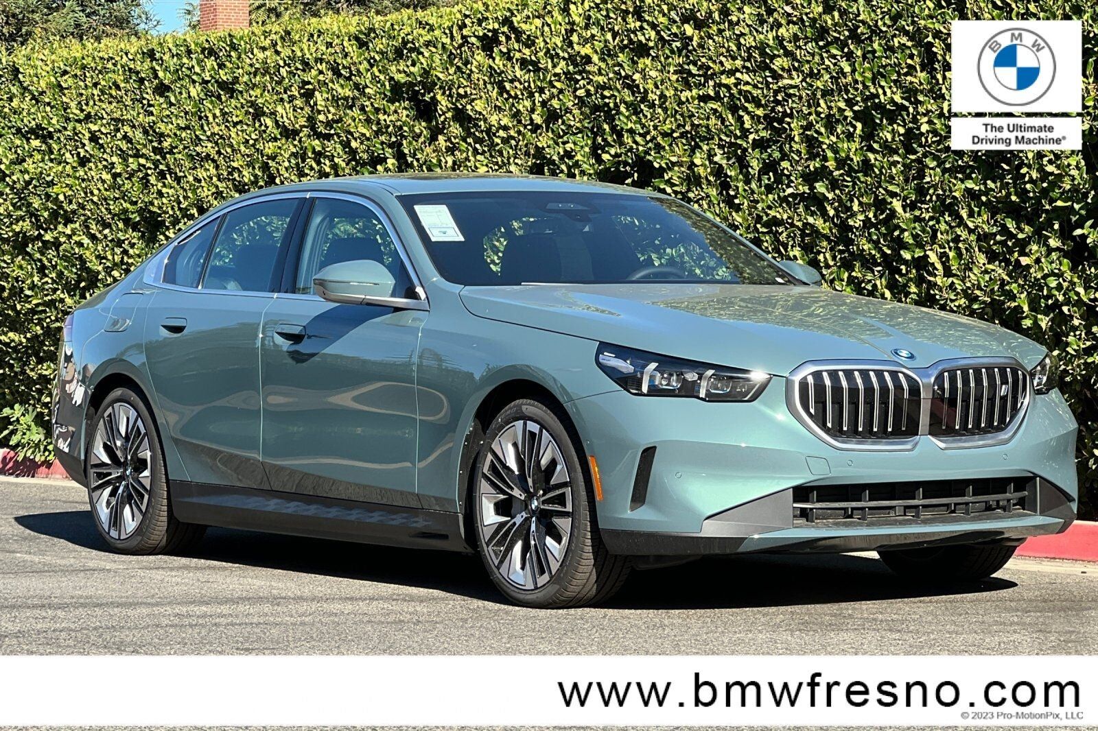 2027 BMW i5