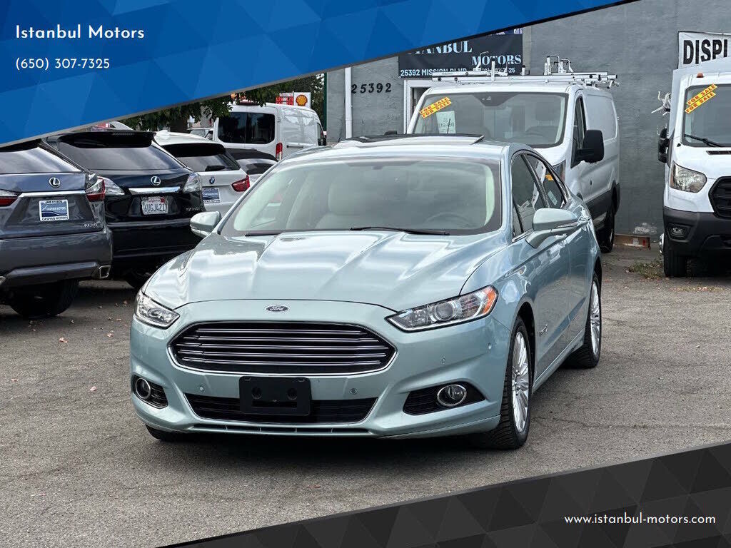 2013 FORD Fusion