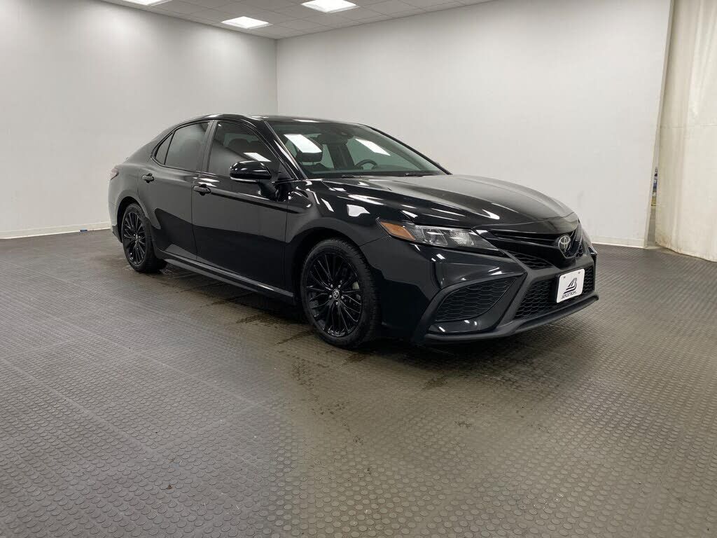 2022 TOYOTA Camry