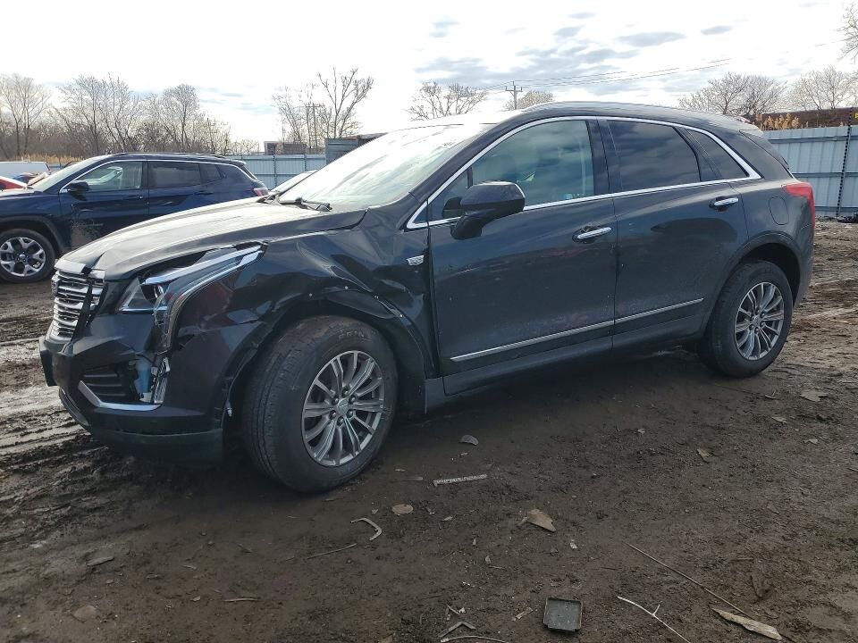 2017 CADILLAC XT5