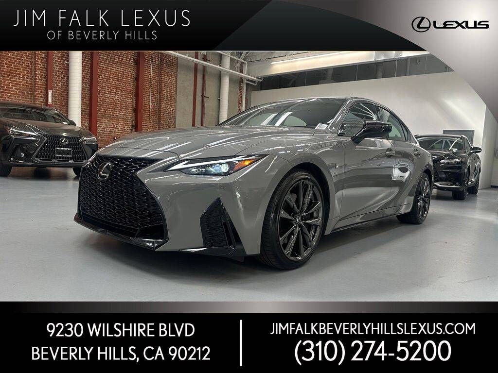 2025 LEXUS IS