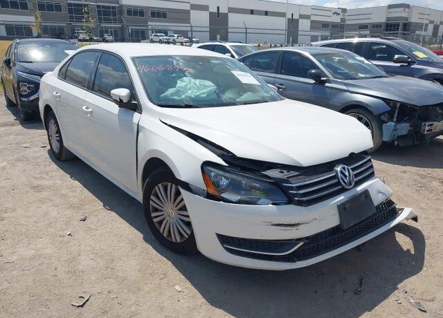 2014 VOLKSWAGEN Passat