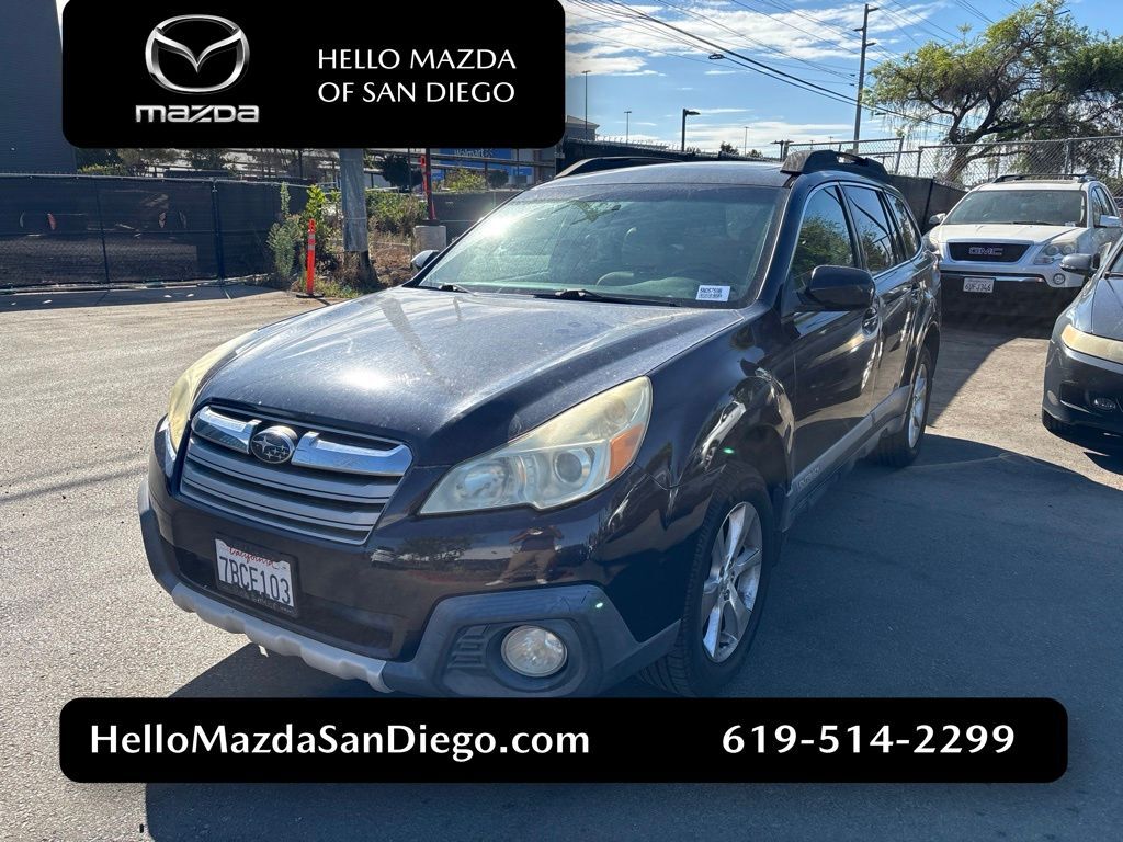 2013 SUBARU Outback