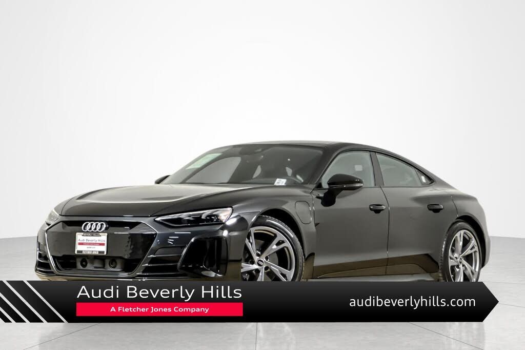 2024 AUDI e-tron GT