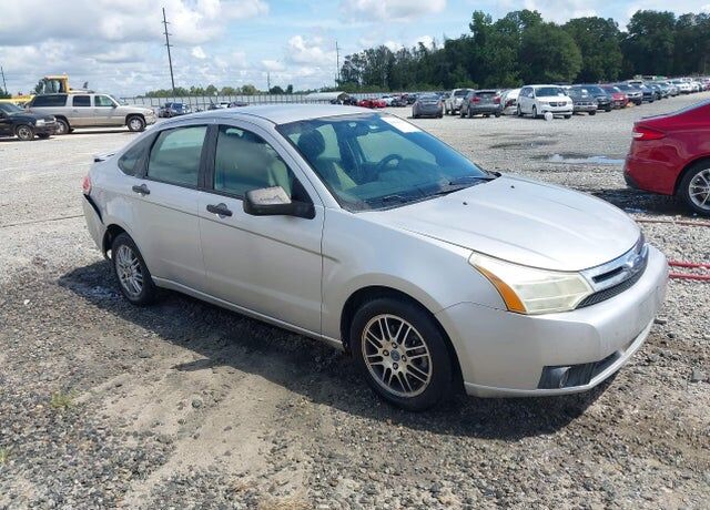 2011 FORD Focus