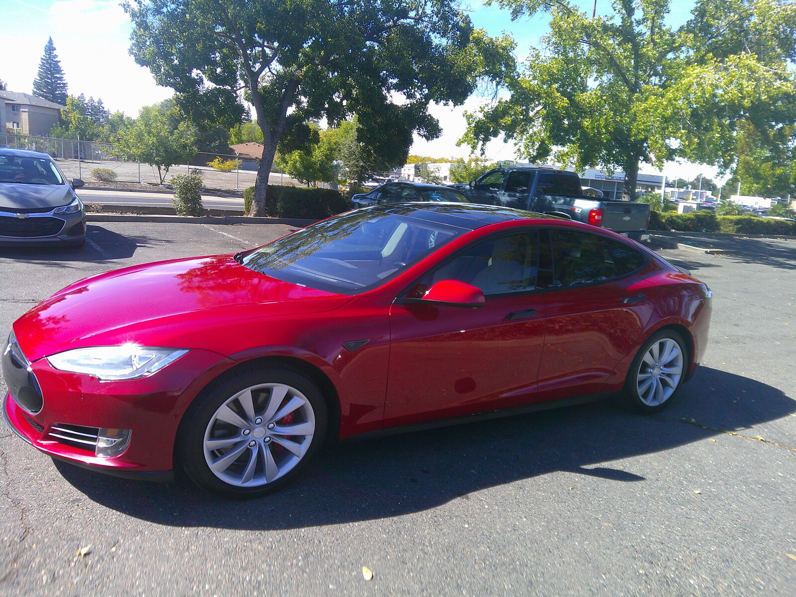 2014 TESLA Model S