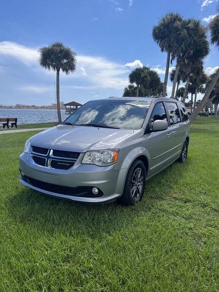 2017 DODGE Grand Caravan