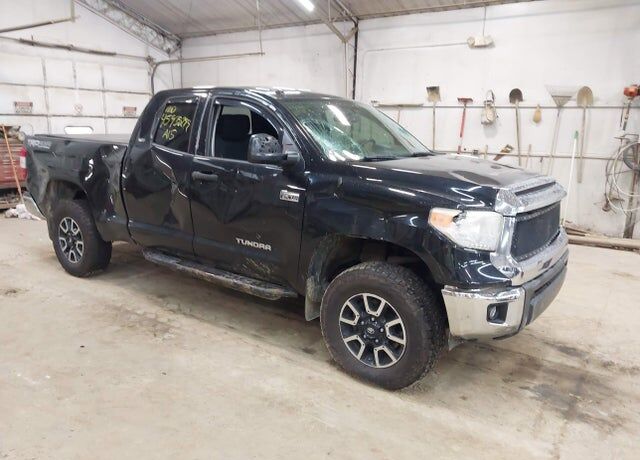 2015 TOYOTA Tundra