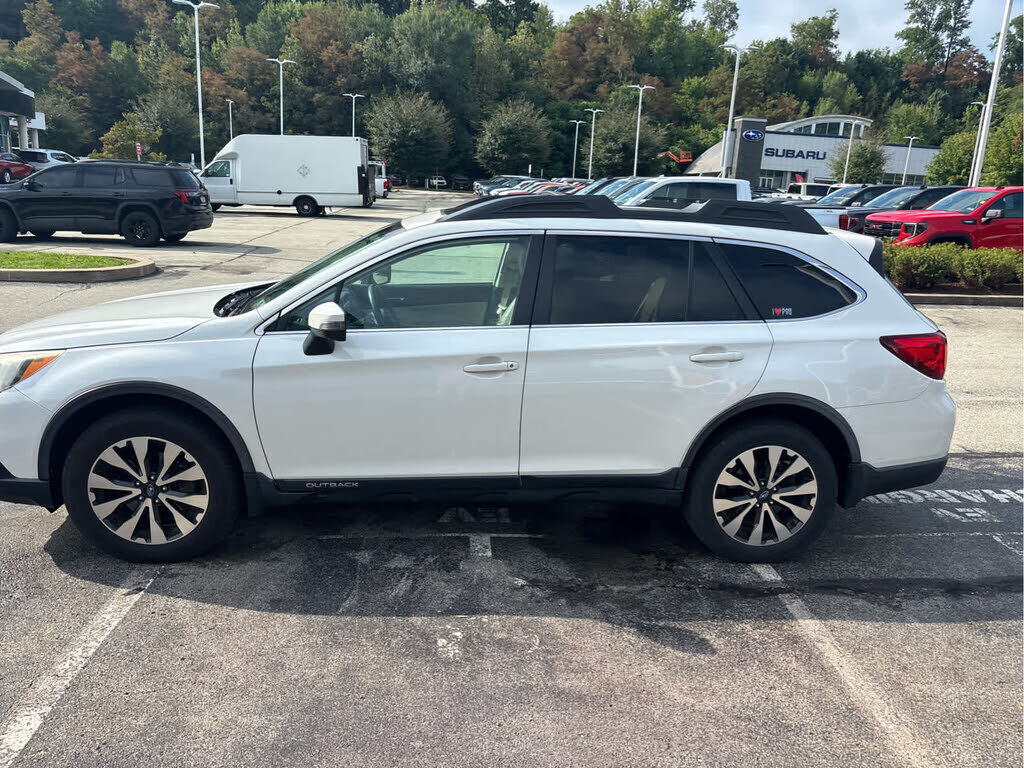 2016 SUBARU Outback
