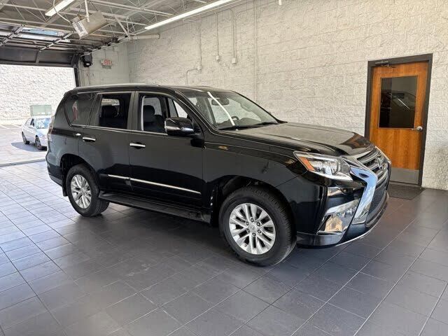2017 LEXUS GX