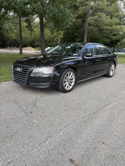 2012 AUDI A8