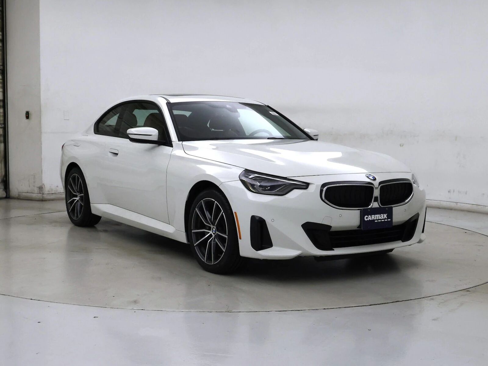 2023 BMW 230i