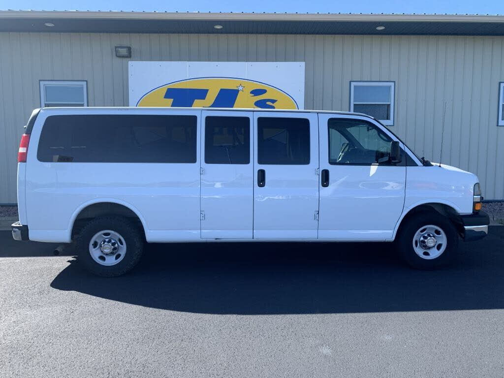 2015 CHEVROLET Express