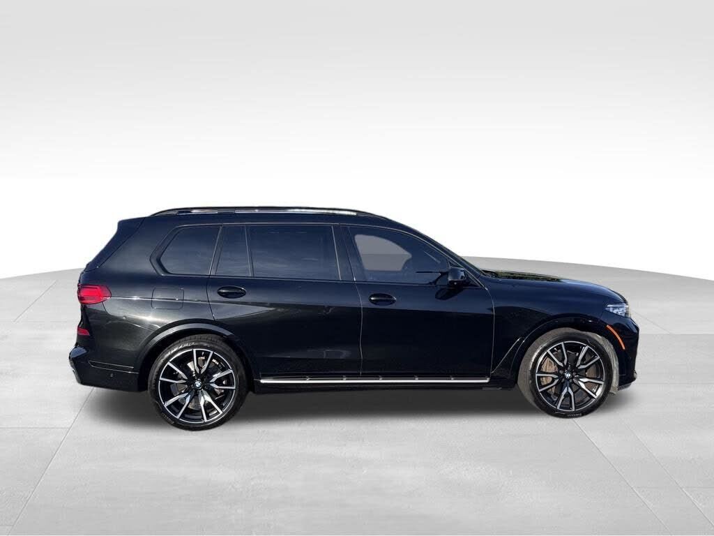 2021 BMW X7