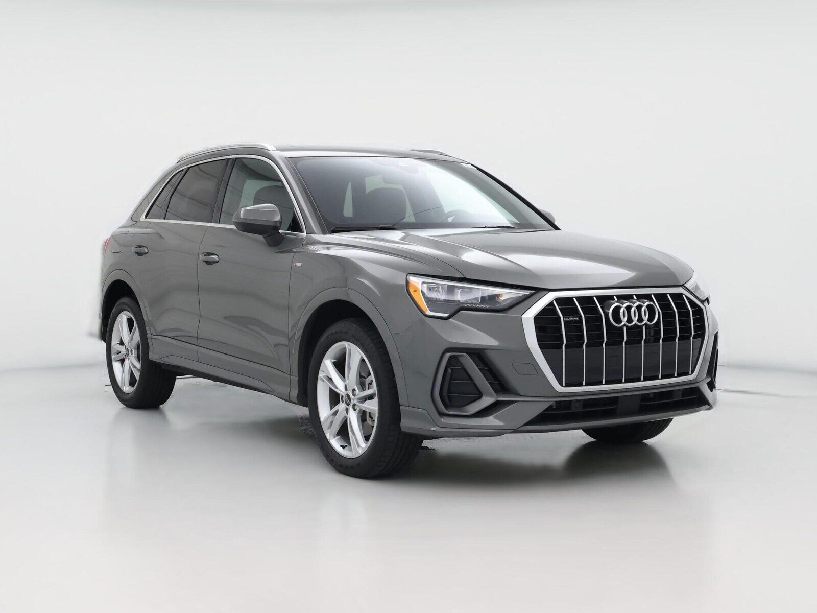 2022 AUDI Q3