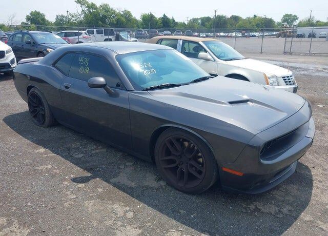 2017 DODGE Challenger