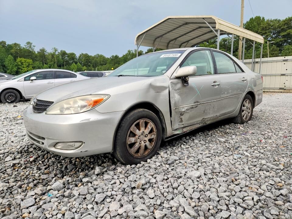 2004 TOYOTA Camry