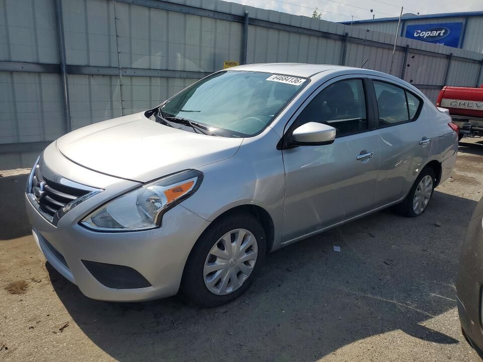 2019 NISSAN Versa