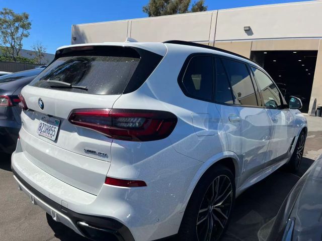 2022 BMW X5