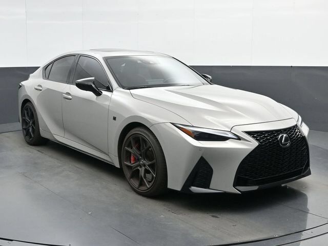 2025 Lexus IS