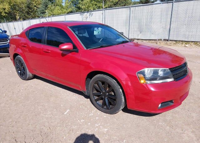 2014 DODGE Avenger