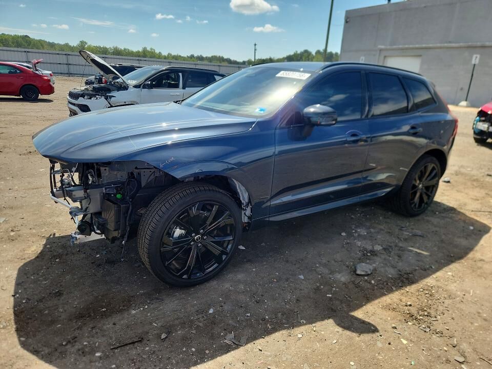 2026 VOLVO XC60