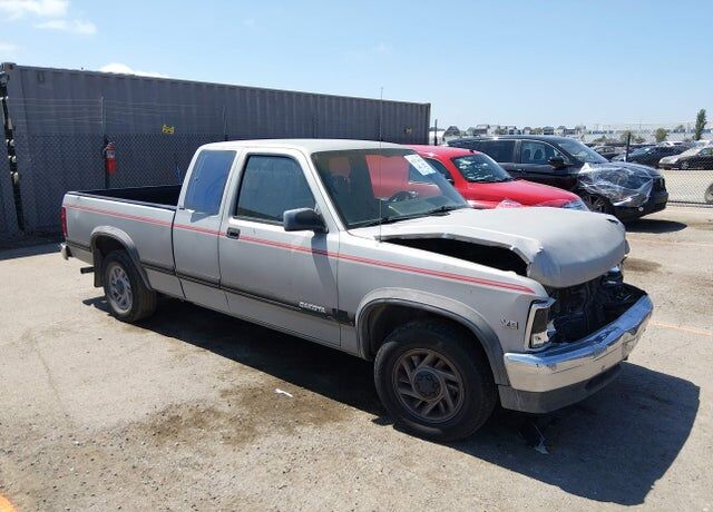 1993 DODGE Dakota