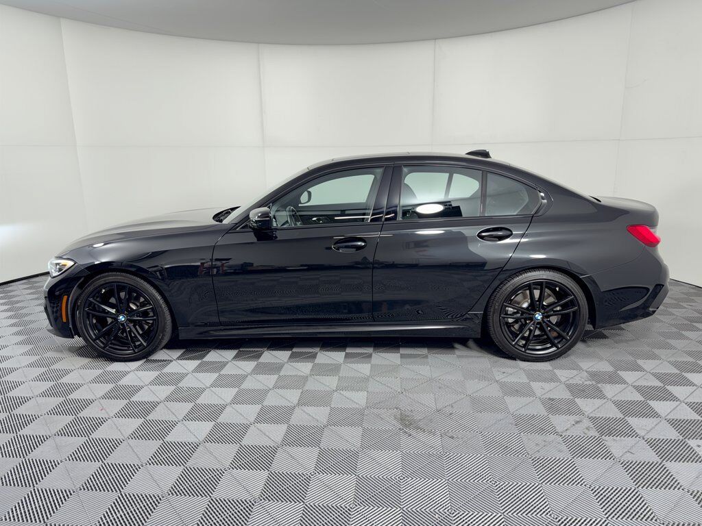 2021 BMW 330i