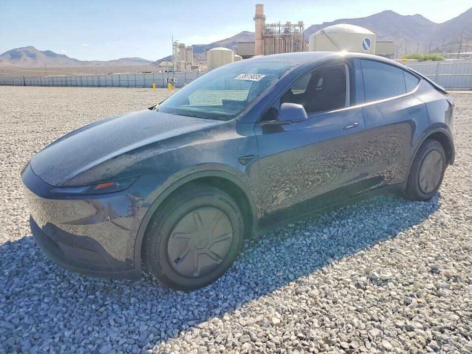 2026 TESLA Model Y