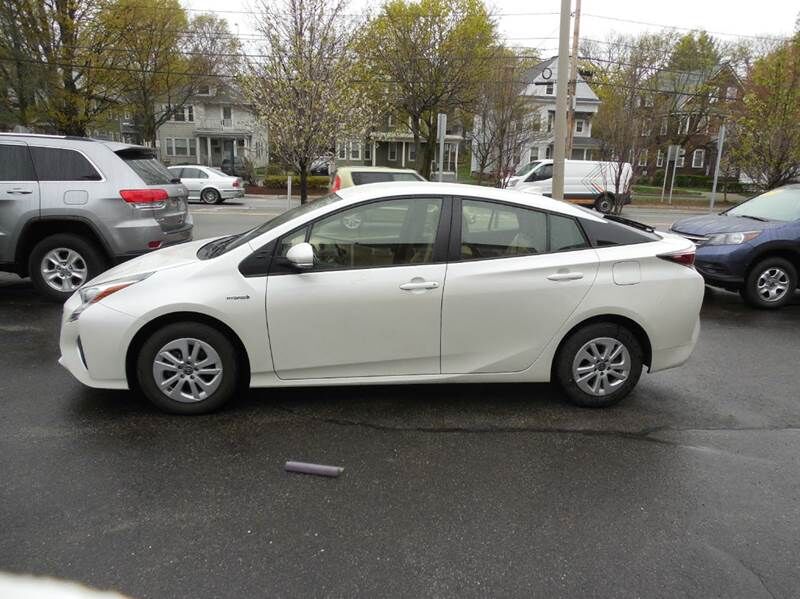 2016 TOYOTA PRIUS