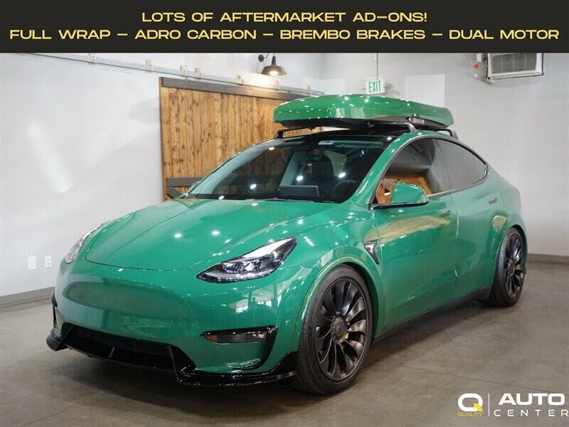 2023 TESLA Model Y