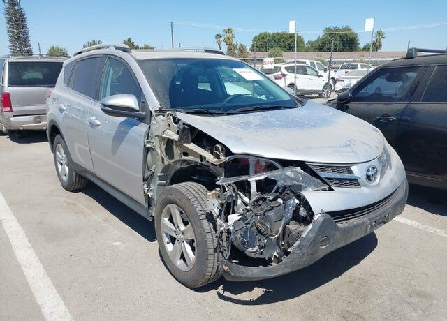 2014 TOYOTA RAV4