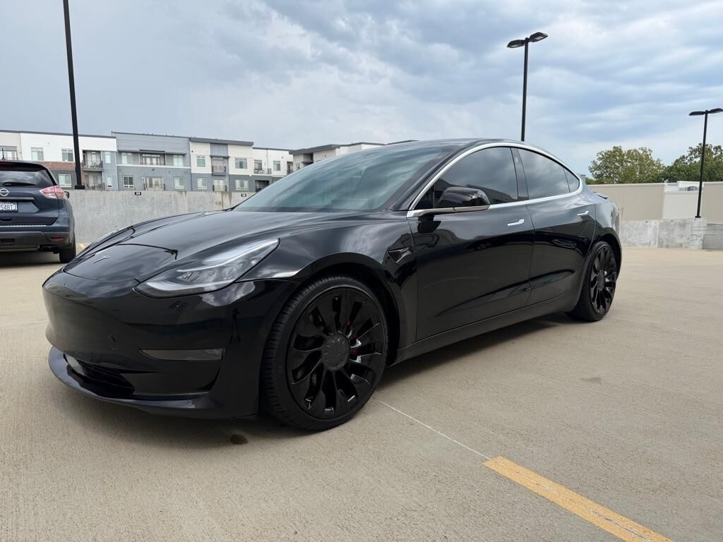 2018 TESLA Model 3