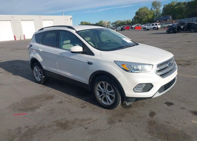 2017 FORD Escape