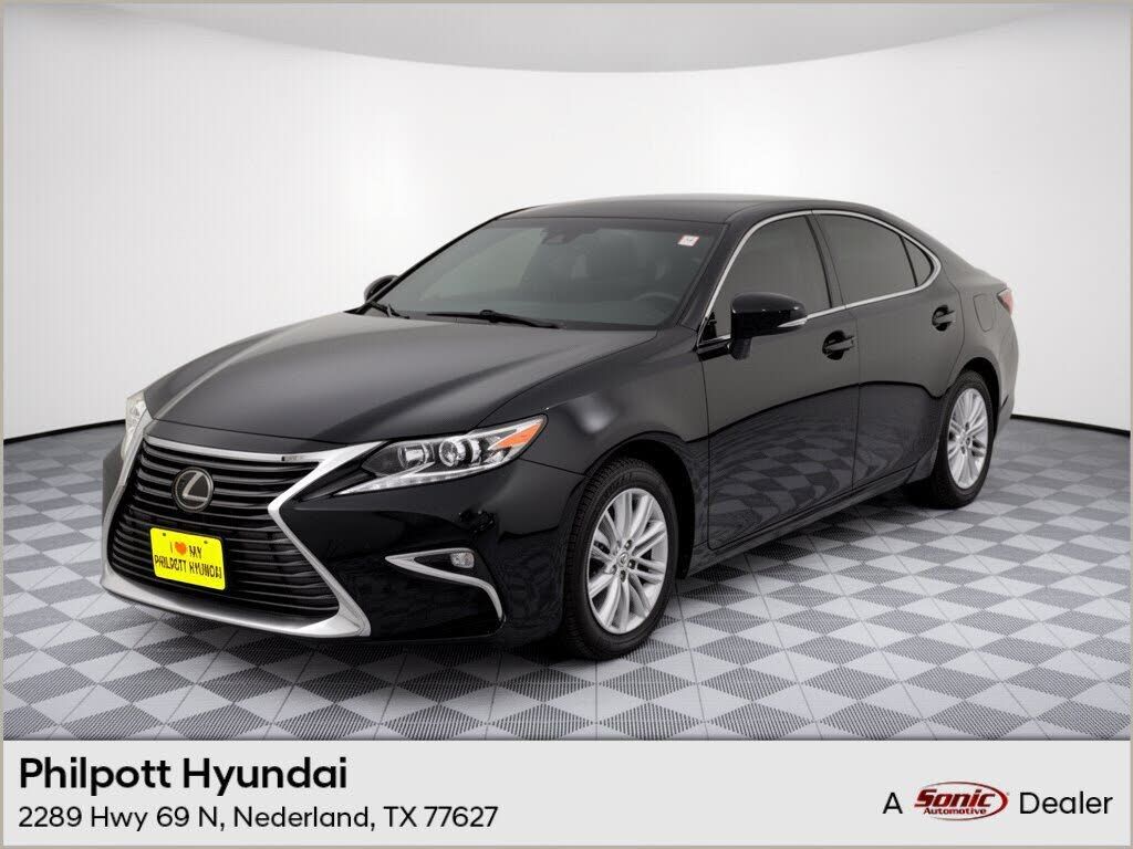 2018 LEXUS ES