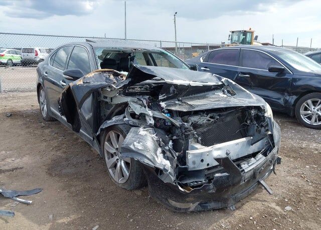 2011 LEXUS LS