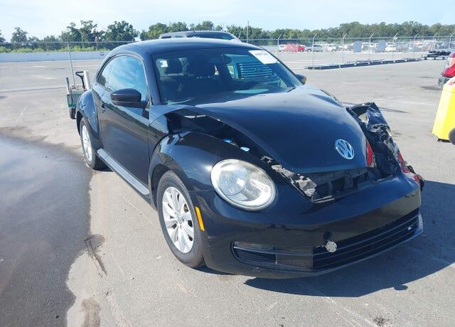 2013 VOLKSWAGEN Beetle