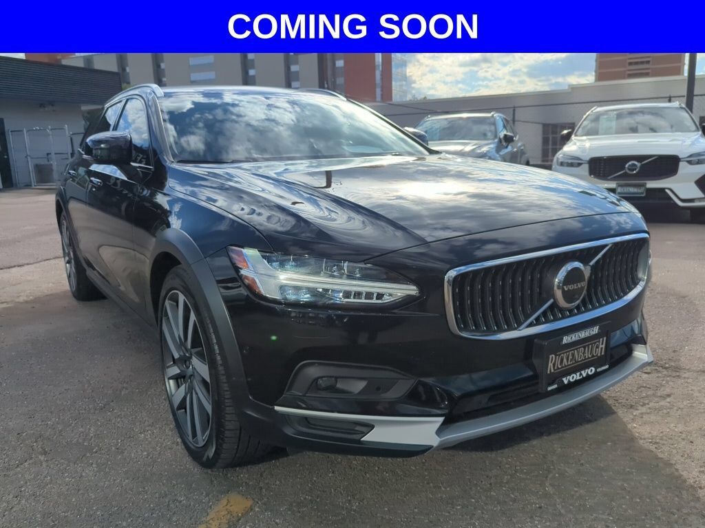 2023 VOLVO V90CC