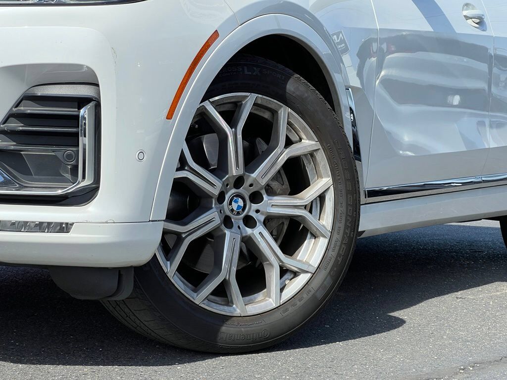 2022 BMW X7