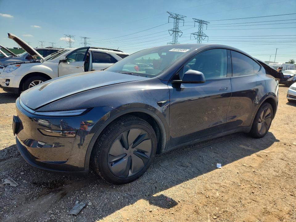 2026 TESLA Model Y