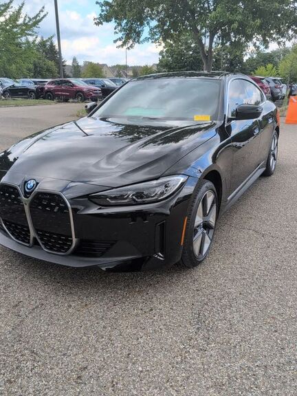 2024 BMW i4