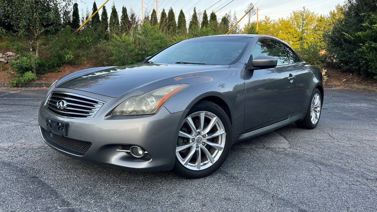 2011 INFINITI G37