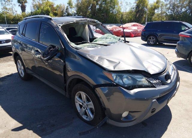 2014 TOYOTA RAV4